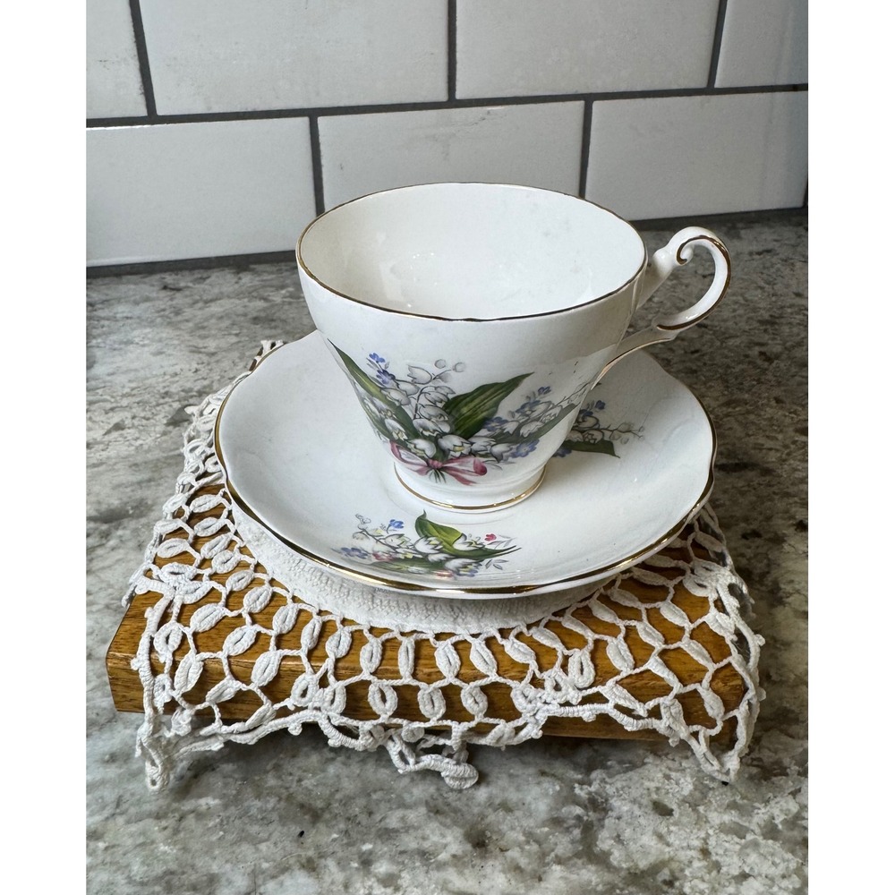 Regency English Bone China Lily of the Valley Teacup and Saucer Set Gold Gilt